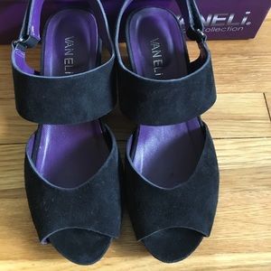 Vaneli Ilex peep-toe wedges